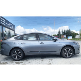 Boční lišty dveří BYD Seal 5 DM-i 2025-