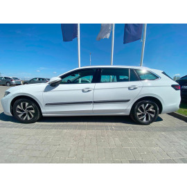 Boční lišty dveří Volkswagen Passat IX B9 2023-