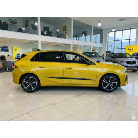 Boční lišty dveří Opel Astra VI 2022-
