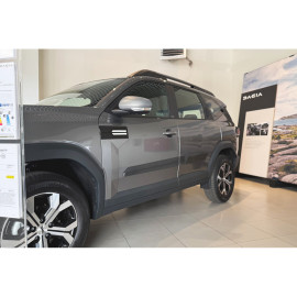 Boční lišty dveří Dacia Bigster 2024-
