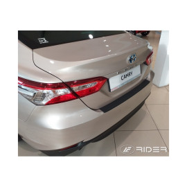 Kryt prahu pátých dveří Toyota Camry r.v 2018-