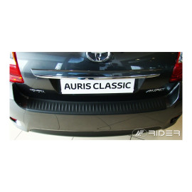 Kryt prahu pátých dveří Toyota Auris I r.v. 2010-2012