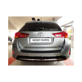 Kryt prahu pátých dveří Toyota Auris II combi r.v 2013-2014