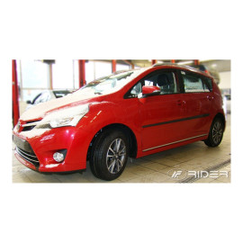 Boční lišty dveří Toyota Verso 2013-
