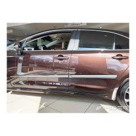 Boční lišty dveří Toyota Corolla E160 2013- / 2019- sedan