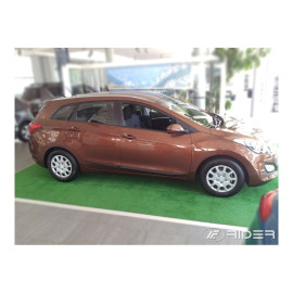 Boční lišty dveří Hyundai i30 5D 2012- CW